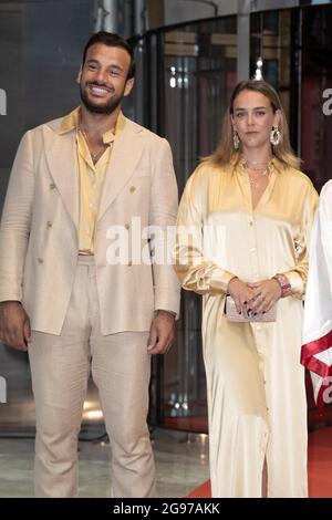 Pauline Ducruet und Maxime Giaccardi nehmen am 24. Juli 2021 in Monte-Carlo, Monaco, an der „Fight AIDS Gala“ im Sporting Monte-Carlo Teil. Foto von David Niviere/ABACAPRESS.COM Stockfoto