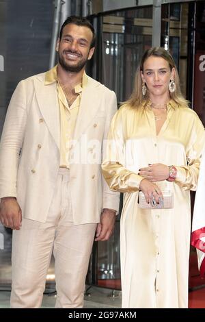 Pauline Ducruet und Maxime Giaccardi nehmen am 24. Juli 2021 in Monte-Carlo, Monaco, an der „Fight AIDS Gala“ im Sporting Monte-Carlo Teil. Foto von David Niviere/ABACAPRESS.COM Stockfoto