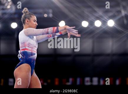 Die britische Amelie Morgan ist am zweiten Tag der Olympischen Spiele in Tokio 2020 in Japan am Balancebalken während der Women's Qualification Subdivision 2 im Ariake Gymnastic Center in Aktion. Bilddatum: Sonntag, 25. Juli 2021. Stockfoto