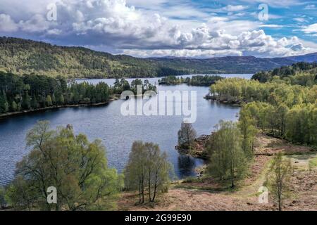 Loch Beinn A' Mheadhoinm, Glen Affric in der Nähe von Cannich, Highlands Scotland Stockfoto