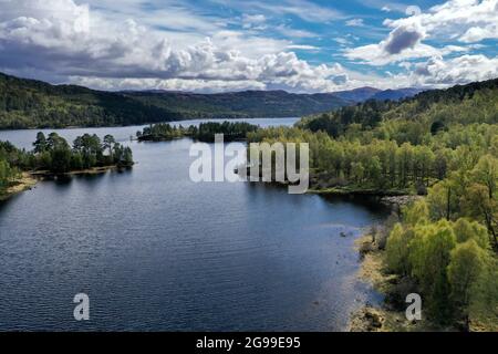 Loch Beinn A' Mheadhoinm, Glen Affric in der Nähe von Cannich, Highlands Scotland Stockfoto