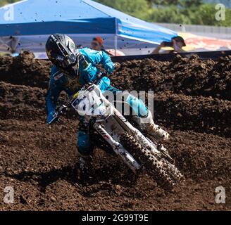 JUL 24 2021 Washougal, WA USA RJ Hampshire ( 24) kommt aus Runde 14 während der Lucas Oil Pro Motocross Washougal Championship 250 Klasse im Washougal MX Park Washougal, WA Thurman James/CSM Stockfoto