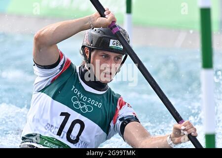 Tokio, Japan. Juli 2021. Kanuslalom. Kasai Kanuslalom Center. 1-1. 6chome. Rinkaicho, Edogawa-ku. Tokio. Kimberley Woods (GBR) in der Vorrunde der Damen K1 Kayak. Kredit Garry Bowden/Sport in Pictures/Alamy live News Kredit: Sport in Pictures/Alamy Live News Stockfoto