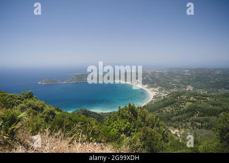 Landschaftlich schöner Blick auf Agios Georgios korfu vom Aussichtspunkt Stockfoto