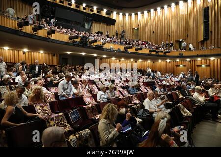 Premiere des Theaterstücks 'Mord im Orientexpress' in der Komödie am Kurfürstendamm im Schiller Theater. Berlin, 24.07.2021 Stockfoto