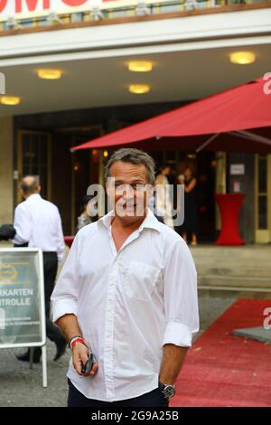 Pierre Besson bei der Premiere des Theaterstücks 'Mord im Orientexpress' in der Komödie am Kurfürstendamm im Schiller Theater. Berlin, 24.07.2021 Stockfoto