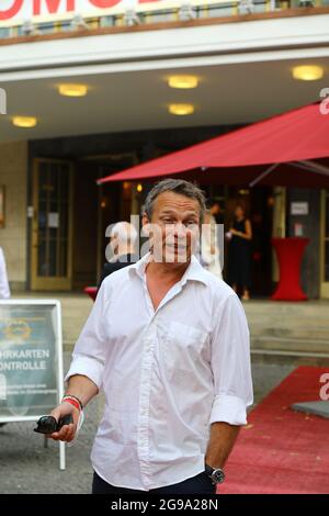 Pierre Besson bei der Premiere des Theaterstücks 'Mord im Orientexpress' in der Komödie am Kurfürstendamm im Schiller Theater. Berlin, 24.07.2021 Stockfoto