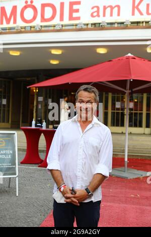 Pierre Besson bei der Premiere des Theaterstücks 'Mord im Orientexpress' in der Komödie am Kurfürstendamm im Schiller Theater. Berlin, 24.07.2021 Stockfoto