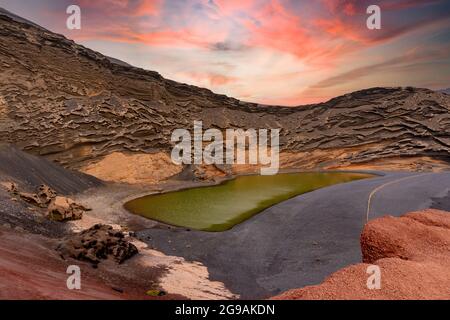 Sonnenuntergang im Charco de los Clicos Lanzarote Stockfoto