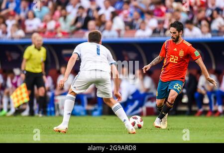 Moskau, Russland – 1. Juli 2018. Spanische Fußballnationalmannschaft Mittelfeldspieler ISCO in Aktion während der FIFA Fußball-Weltmeisterschaft 2018 Runde des Spiels 16 Spanien gegen Russland Stockfoto