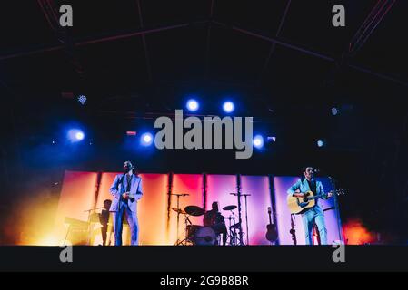 Mailand Italien 21 Juli 2021 Colapesce Dimartino live im Castello Sforzesco © Giulia Manfieri / Alamy Stockfoto