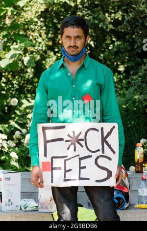 London, Großbritannien. 13. Juni 2021. SUAF (Students United Against Fees) und LSE (Liberate the University) fordern Mieterhöhungen, Uni-Rettungspakete und Kürzung von Uni-Gebühren Stockfoto