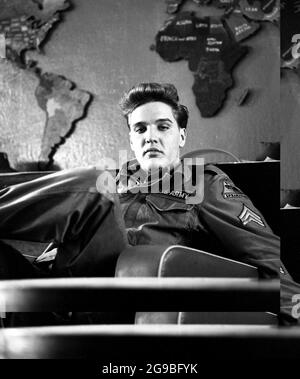 ELVIS PRESLEY in ELVIS PRESLEY: THE SEARCHER (2018), Regie THOM ZIMNY. Kredit: HBO DOKUMENTARFILME / Album Stockfoto
