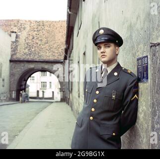 ELVIS PRESLEY in ELVIS PRESLEY: THE SEARCHER (2018), Regie THOM ZIMNY. Kredit: HBO DOKUMENTARFILME / Album Stockfoto