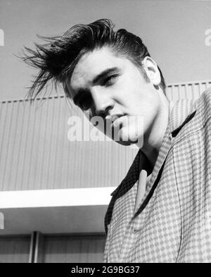 ELVIS PRESLEY in ELVIS PRESLEY: THE SEARCHER (2018), Regie THOM ZIMNY. Kredit: HBO DOKUMENTARFILME / Album Stockfoto