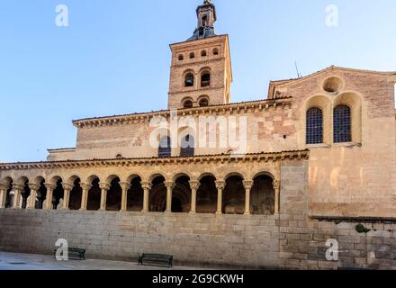 Die romanische Kirche San Martín von Segovia. Spanien. Stockfoto