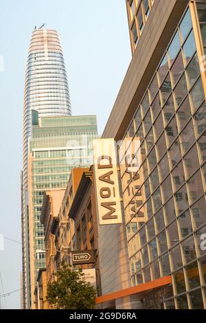 USA. Oktober 2017. Schildfassade des San Francisco Museum of the African Diaspora (Moad) im South of Market (Soma) Viertel von San Francisco, Kalifornien, 13. Oktober 2017. (Foto: Smith Collection/Gado/Sipa USA) Quelle: SIPA USA/Alamy Live News Stockfoto