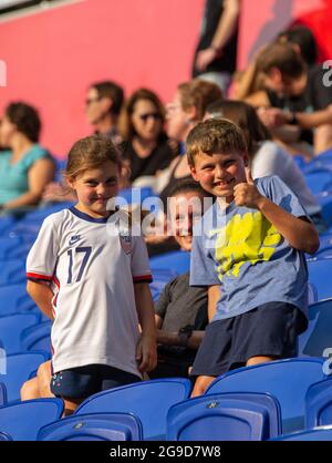 Harrison, Usa. Juli 2021. Junge Fans beim Spiel von Gotham F.C gegen Chicago Red Stars in der Red Bull Arena in Harrison, New Jersey Quelle: SPP Sport Press Foto. /Alamy Live News Stockfoto