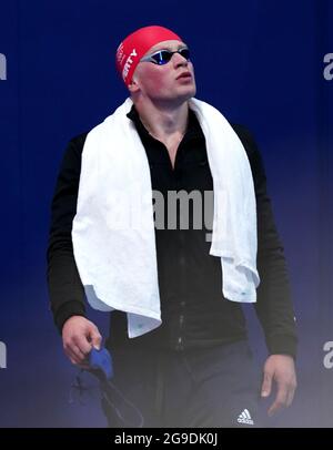 Der britische Adam Peaty vor dem 100-m-Breaststroke-Finale der Männer im Tokyo Aquatics Center am dritten Tag der Olympischen Spiele in Tokio 2020 in Japan. Bilddatum: Montag, 26. Juli 2021. Stockfoto