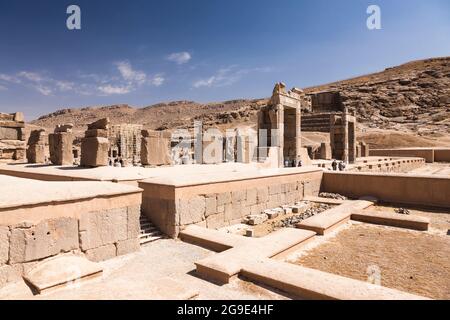 Persepolis, Saal mit hundert Säulen, Palast, 100 Säulen, Hauptstadt des Achämeniden-Reiches, Fars-Provinz, Iran, Persien, Westasien, Asien Stockfoto