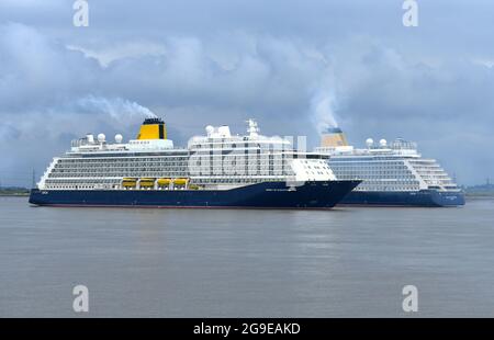 25/07/2021 Gravesend Reach DIE beiden Geister von SAGA, Discovery and Adventure, treffen sich heute Nachmittag in Gravesend Reach. Stockfoto