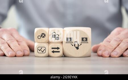 Holzblöcke mit Symbol des 2fa-Konzepts Stockfoto