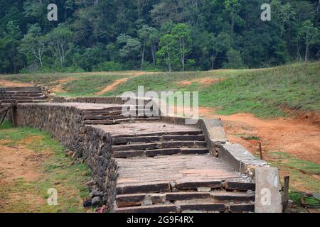 Steintreppe im Periyar National Park, Thekkady, Kerala, Indien Stockfoto