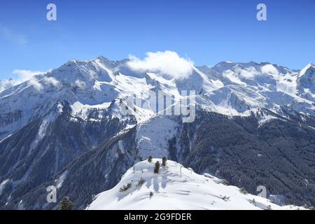 Mayrhofen - Österreichische Alpen Winterberglandschaft in Tirol. Österreichische Zentralalpen. Stockfoto