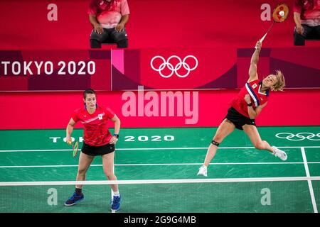 TOKIO, JAPAN - 26. JULI: Cheryl seinen aus den Niederlanden und Selena Piek aus den Niederlanden treten während der Olympischen Spiele in Tokio 2020 auf der Musashino Forest Plaza am 26. Juli 2021 in Tokio, Japan, im Wettbewerb auf der Women's Doubles Group Play Stage - Gruppe B an (Foto: Yannick Verhoeven/Orange Picles) NOCNSF Stockfoto