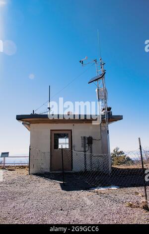 Gebäude in Sunspot New Mexico, wo das Richard B. Dunn Solar Telescope untergebracht ist. Stockfoto