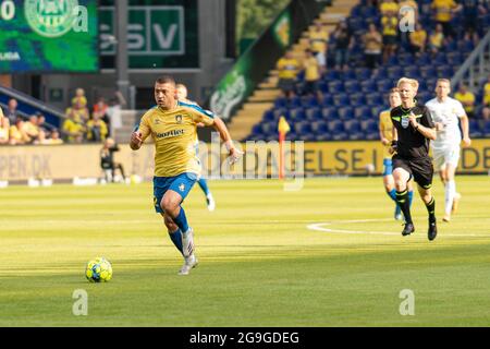 Broendby, Dänemark. Juli 2021. Josip Radosevic (22) aus Broendby, WENN er während des 3F-Superliga-Spiels zwischen Broendby IF und Viborg FF im Broendby-Stadion in Broendby gesehen wurde. (Foto: Gonzales Photo/Alamy Live News Stockfoto