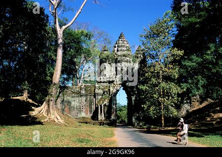 Südostasien, Kambodscha, Provinz Siem Reap, Angkor-Stätte, UNESCO-Weltkulturerbe seit 1992, Angkor-Thom-Tempel, nördliches Eingangstor Stockfoto