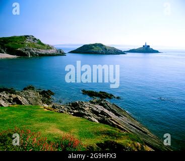 The Mumbles and Mumbles Lighthouse, Bracelet Bay, Swansea Bay, Swansea, Südwales, UK. Stockfoto