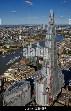 Großbritannien, London, Luftaufnahme des Shard und der Themse Stockfoto