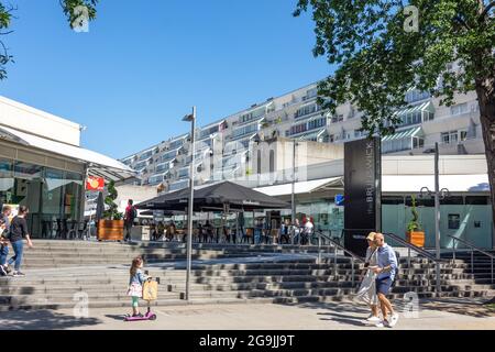 Der Einkaufs- und Apartmentkomplex Brunswick Centre, Marchmont Street, Bloomsbury, London Borough of Camden, Greater London, England, Vereinigtes Königreich Stockfoto