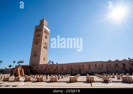 Koutoubia Moschee aus dem 12. Jahrhundert in der Altstadt von Marrakesch, Marokko Stockfoto