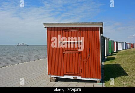 Bunte Badehäuser, Dagebuell, Nordsee, Schleswig-Holstein, Deutschland Stockfoto