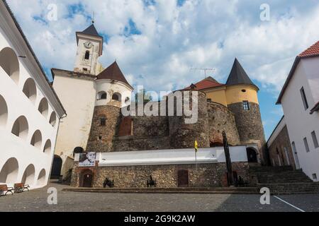 Innenhof Palanok Castle, Mukachevo, Transkarpatien, Ukraine Stockfoto