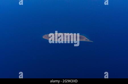 Luftaufnahme der Insel Sir Abu Nu'Ayr im Persischen Golf. Stockfoto