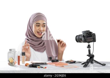 Schönheit Blogger im hijab Aufnahme von Video für Ihren Blog. Stockfoto