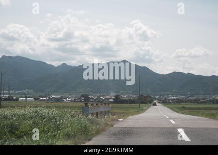 Autofahren in Mie, Japan - Ende Juli, Sommer Stockfoto