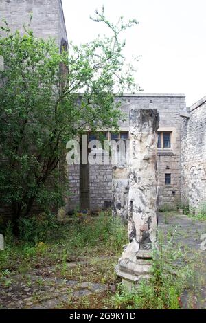 Alter Innenhof der Pfarrei St. Helen und St. Martin in York, Großbritannien Stockfoto