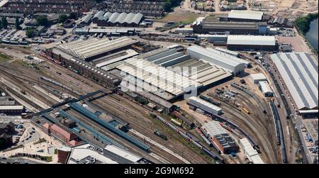 Eine Luftaufnahme des alten Eisenbahnwerks LNER Wabtech in Doncaster, South Yorkshire, Nordengland, Großbritannien Stockfoto