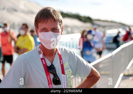 Tokio, Japan. Juli 2021. Kanu/Slalom: Olympische Spiele, Vorlauf, Kajak-Single, Frauen, Finale im Kasai Kanuslalom Center. Klaus Pohlen, Bundestrainer Deutschlands. Quelle: Jan Woitas/dpa/Alamy Live News Stockfoto