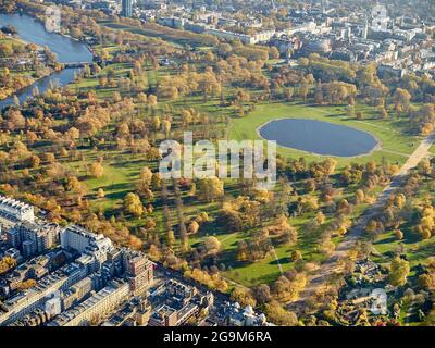 Ein Luftbild von Kensington Gardens, Hyde Park, West London, Großbritannien Stockfoto