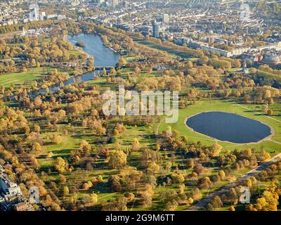 Ein Luftbild von Kensington Gardens, Hyde Park, West London, Großbritannien Stockfoto