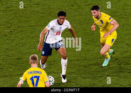 Rom, Italien - 03. Juli: Jude Bellingham aus England (C) im Einsatz während des UEFA Euro 2020 Championship Quarter-final matches zwischen der Ukraine und England Stockfoto