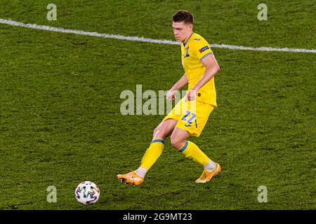 Rom, Italien - 03. Juli: Mykola Matviyenko aus der Ukraine spielt beim Viertelfinalspiel der UEFA Euro 2020 zwischen der Ukraine und eng Stockfoto