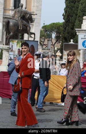 Rom, Italien. Juli 2021. Rom, die Maneskin-Rockgruppe, Gewinner des Eurovision Song Contest, erhielt im Campidoglio die Lupa Capitolina zu sammeln Bild: Kredit: Independent Photo Agency/Alamy Live News Stockfoto