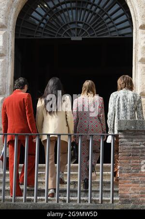 Rom, Italien. Juli 2021. Rom, die Maneskin-Rockgruppe, Gewinner des Eurovision Song Contest, erhielt im Campidoglio die Lupa Capitolina zu sammeln Bild: Kredit: Independent Photo Agency/Alamy Live News Stockfoto